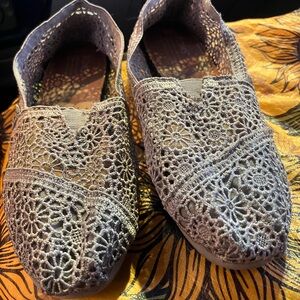 Elegant Lace Slip-On Shoes